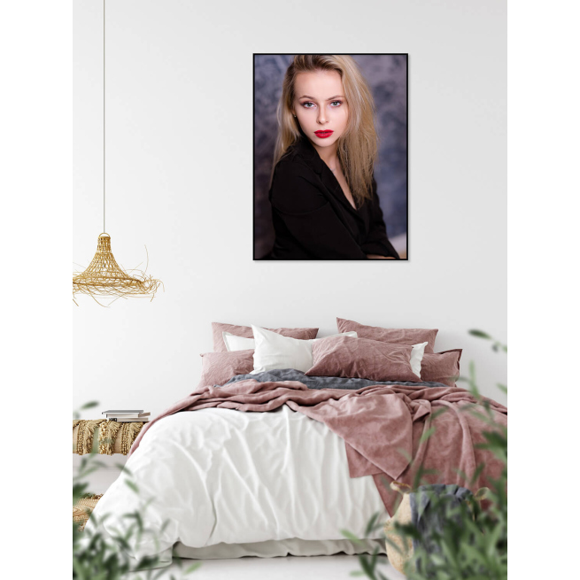 plakat na ścianę z kobietą portret